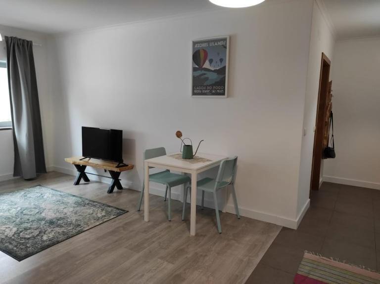 City Apartament Πόντα Ντελγκάντα Εξωτερικό φωτογραφία
